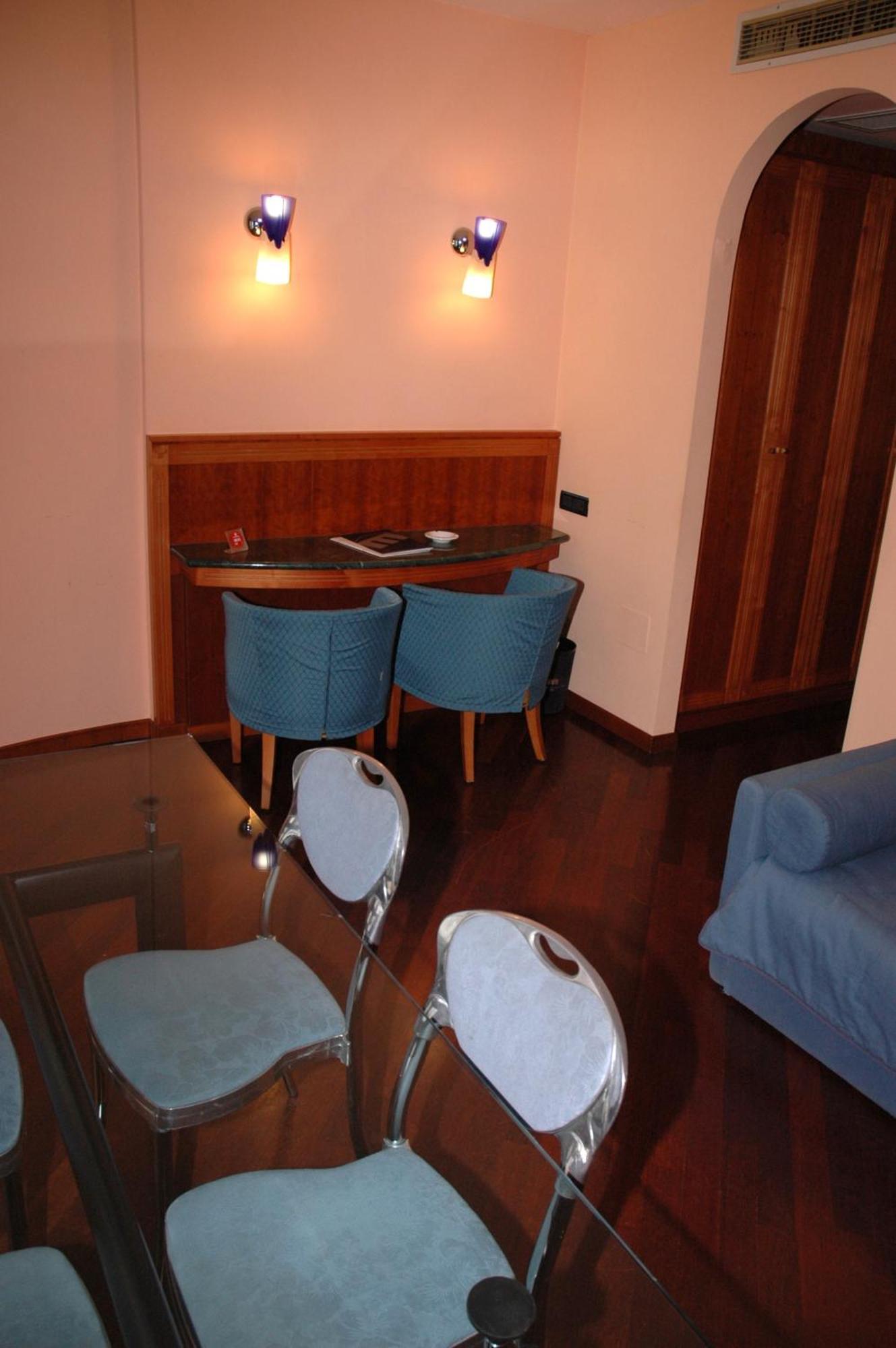 Hotel Michelangelo Palace & Spa Terni Chambre photo
