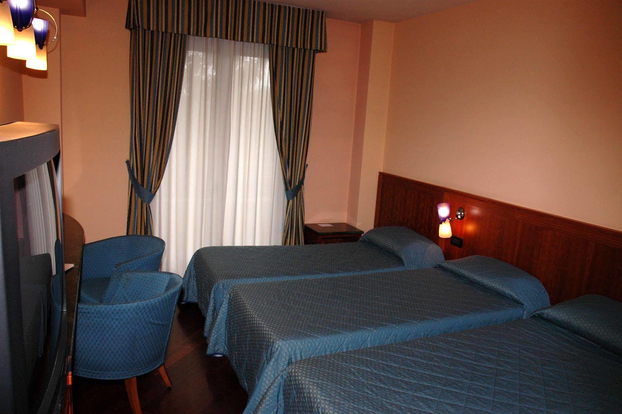 Hotel Michelangelo Palace & Spa Terni Extérieur photo